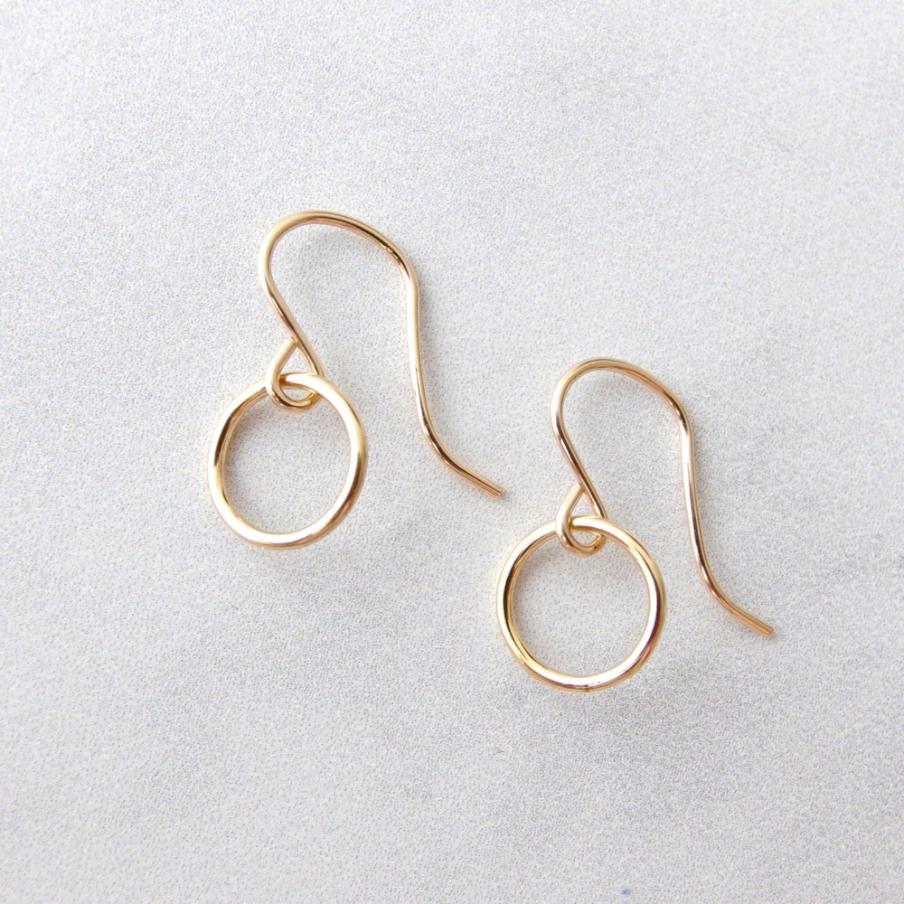 Mini circle earrings 14k gold filled